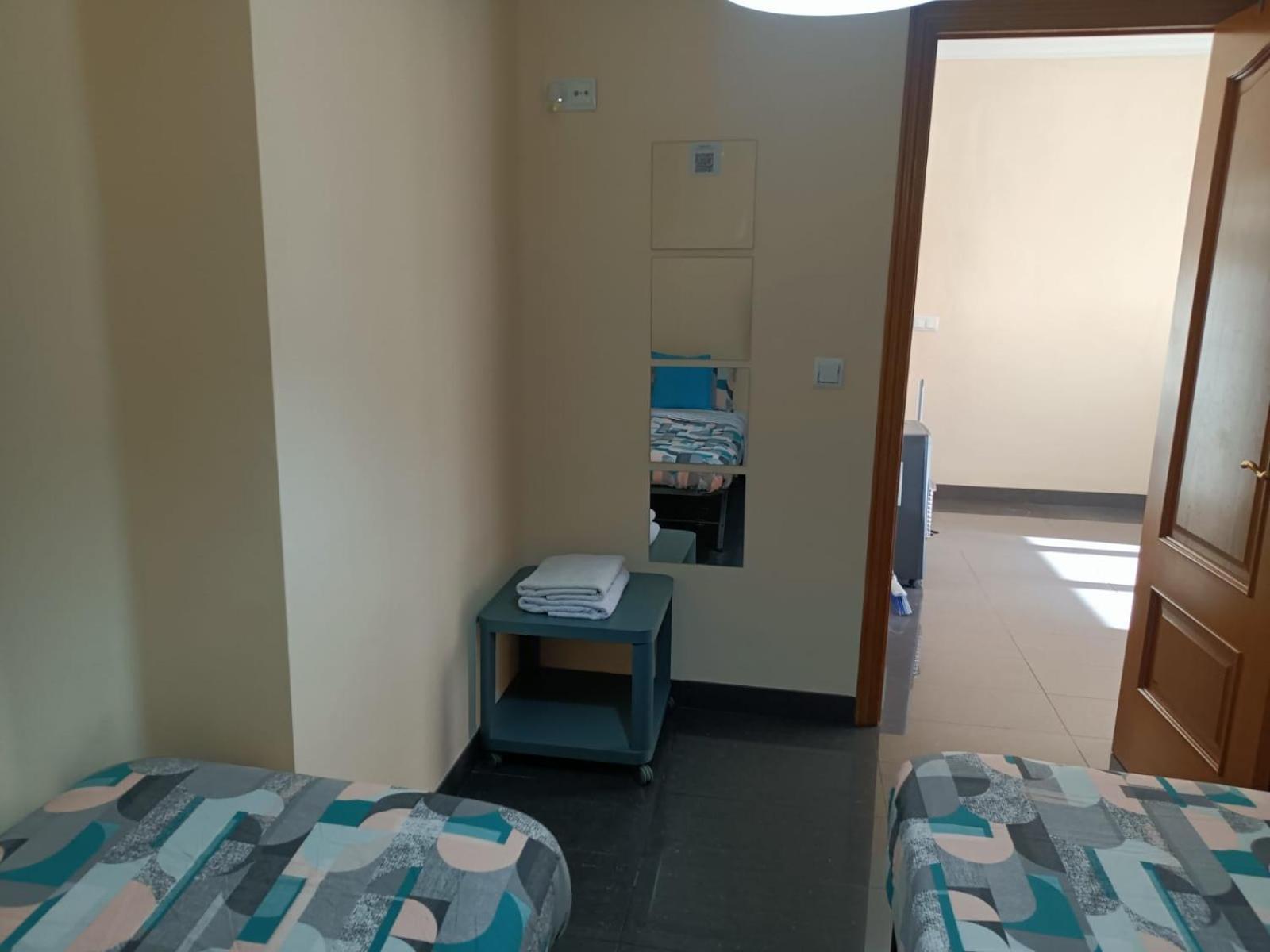 Habitación Céntrica en Casa de Familia Valência Quarto foto